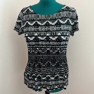 Ann Taylor Shortsleeve Black Print Knit Top